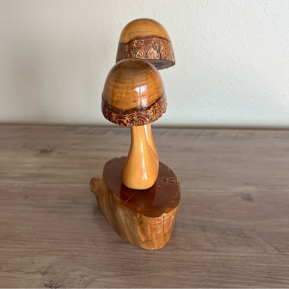Mushroom Wood Hand Carved Figurine 1973 Signed Two-Toned MCM RARE Home Decor - Picture 2 of 11